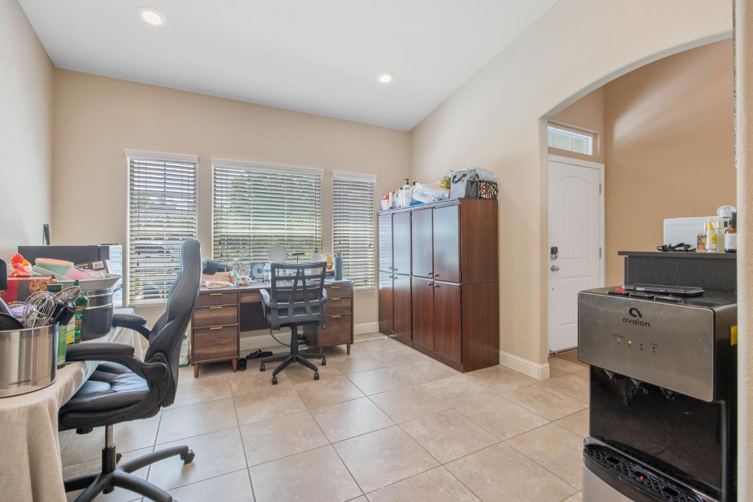 3938 W Vine, Visalia, CA 93291