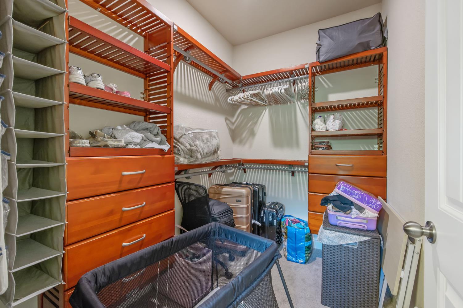 3938 W Vine, Visalia, CA 93291