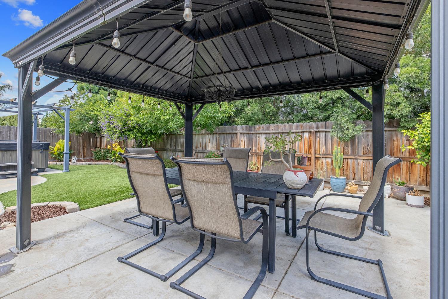 3938 W Vine, Visalia, CA 93291