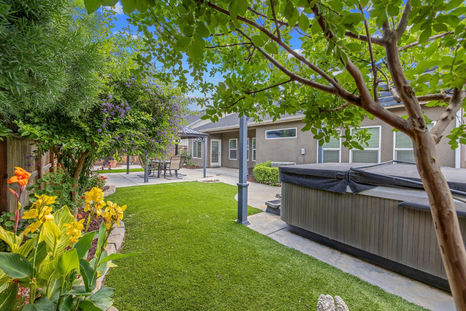 3938 W Vine, Visalia, CA 93291