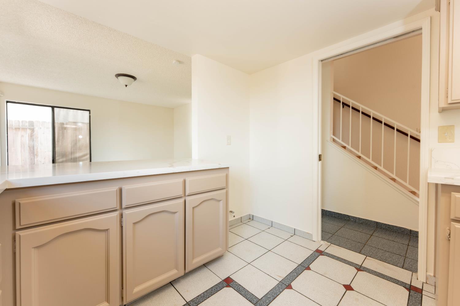 2238 N Carol Ave, Fresno, CA 93722
