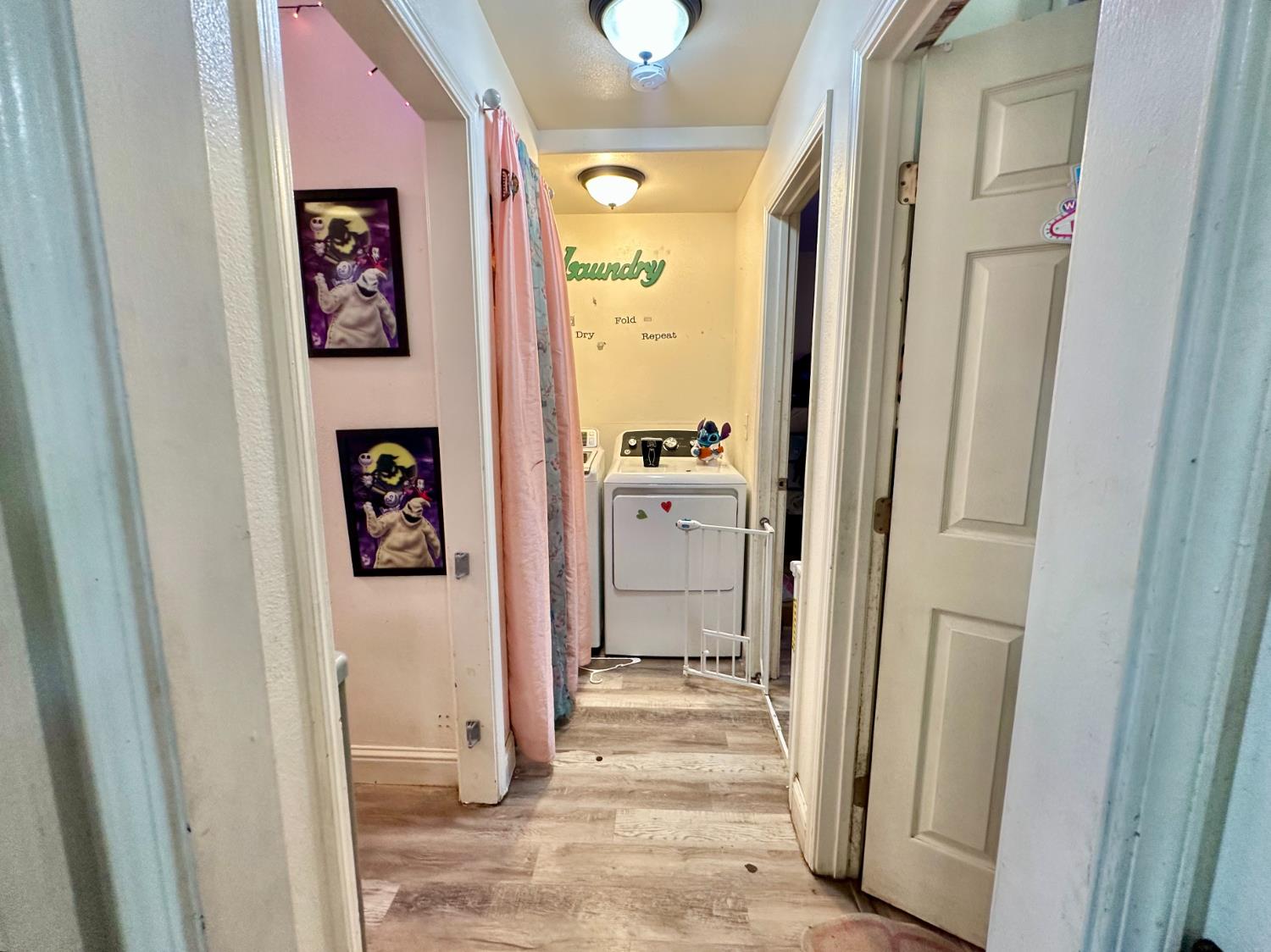 1147 W Lansing Way, Fresno, CA 93705