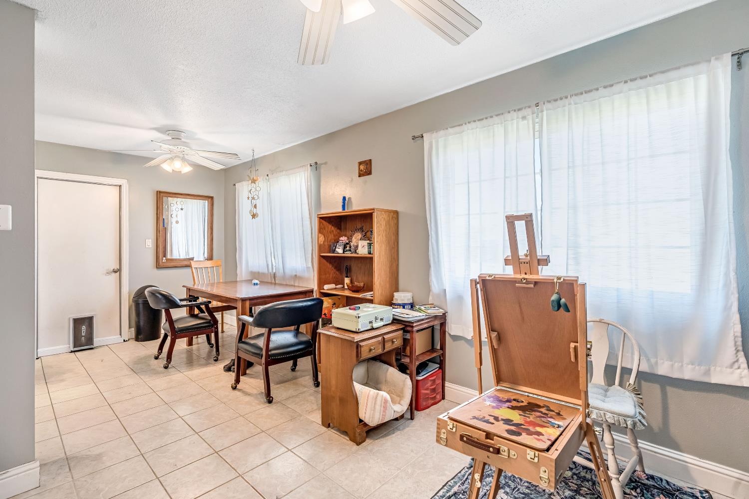 524 Rall Ave, Clovis, CA 93612