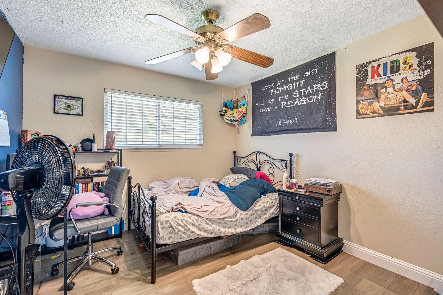 524 Rall Ave, Clovis, CA 93612