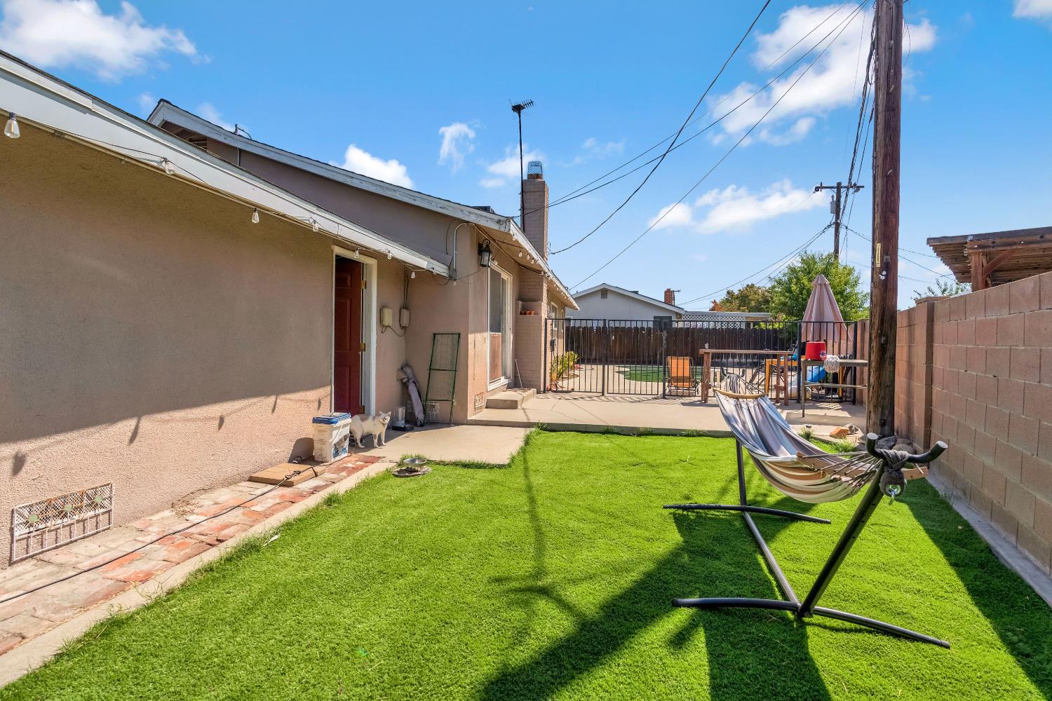 524 Rall Ave, Clovis, CA 93612