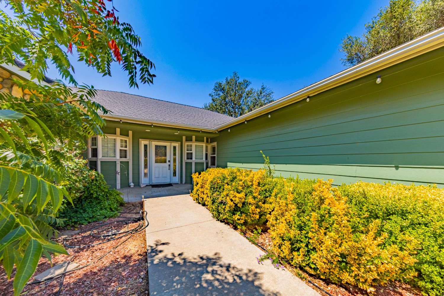 41282 Singing Hills Cir, Ahwahnee, CA 93601