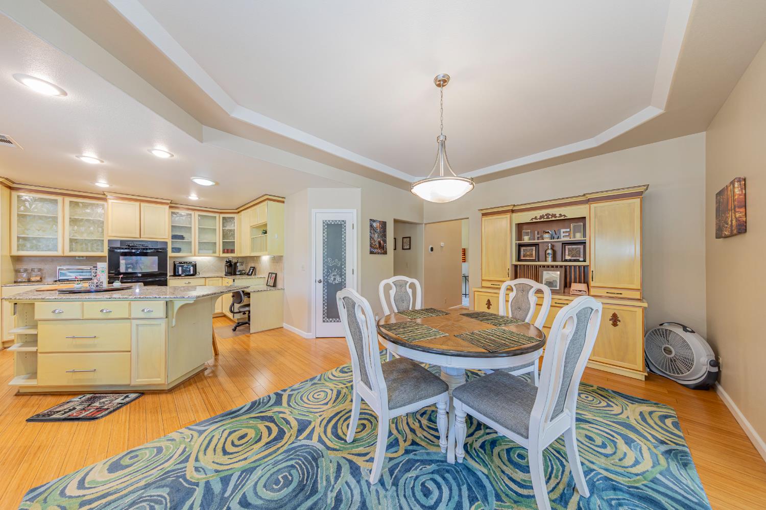 41282 Singing Hills Cir, Ahwahnee, CA 93601