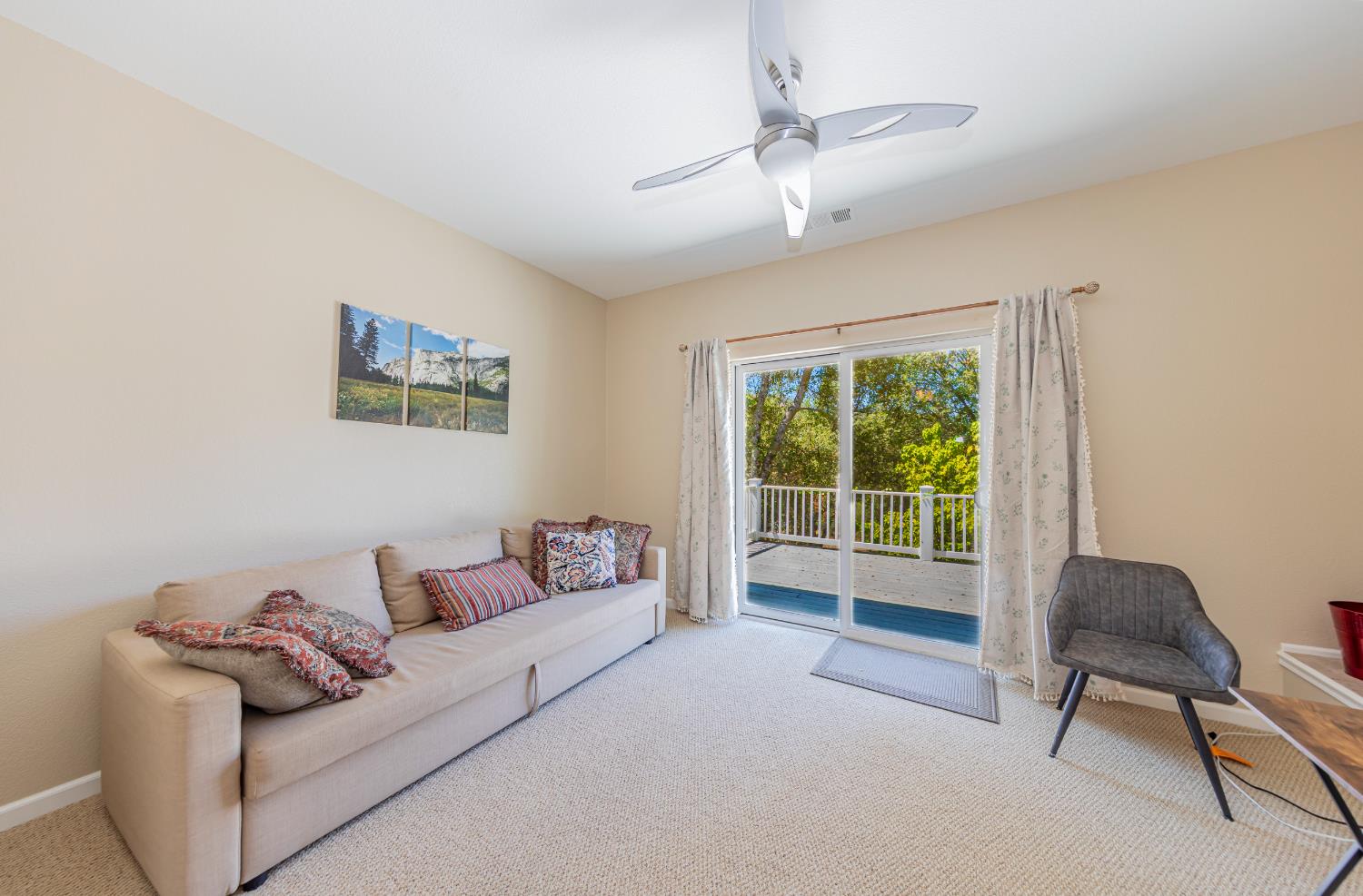 41282 Singing Hills Cir, Ahwahnee, CA 93601