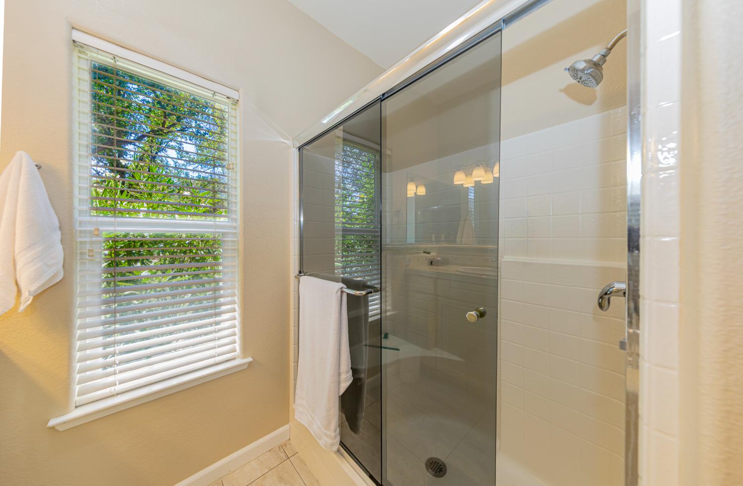 41282 Singing Hills Cir, Ahwahnee, CA 93601