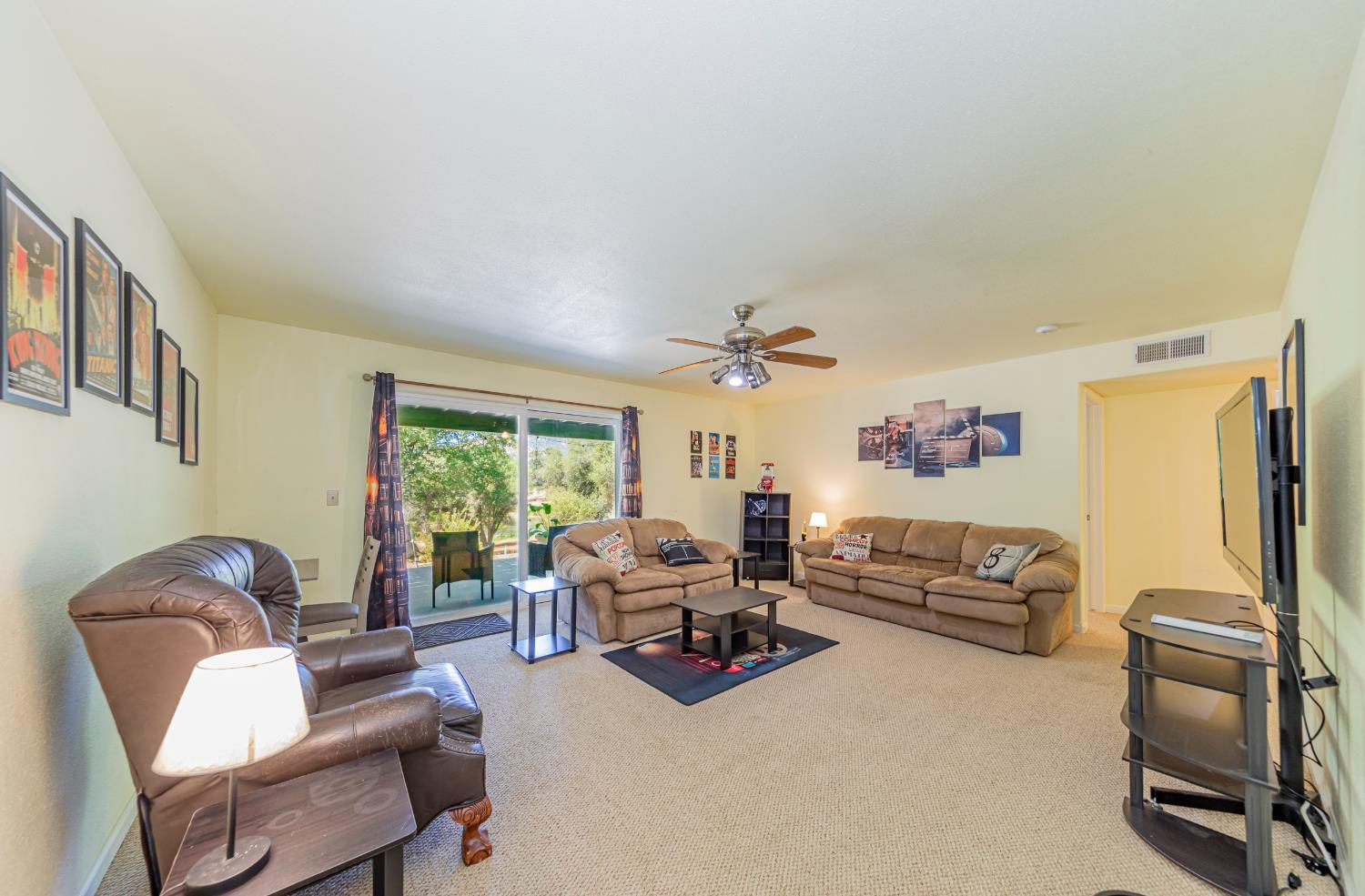 41282 Singing Hills Cir, Ahwahnee, CA 93601