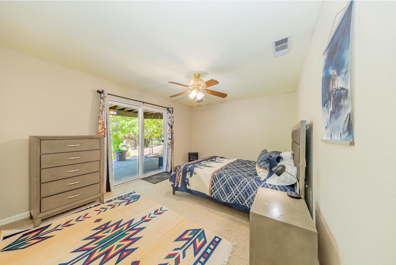 41282 Singing Hills Cir, Ahwahnee, CA 93601