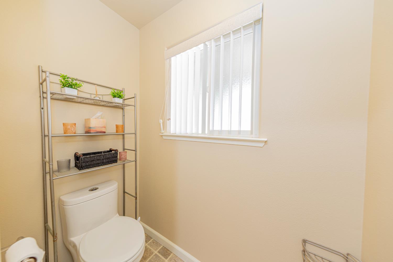 41282 Singing Hills Cir, Ahwahnee, CA 93601