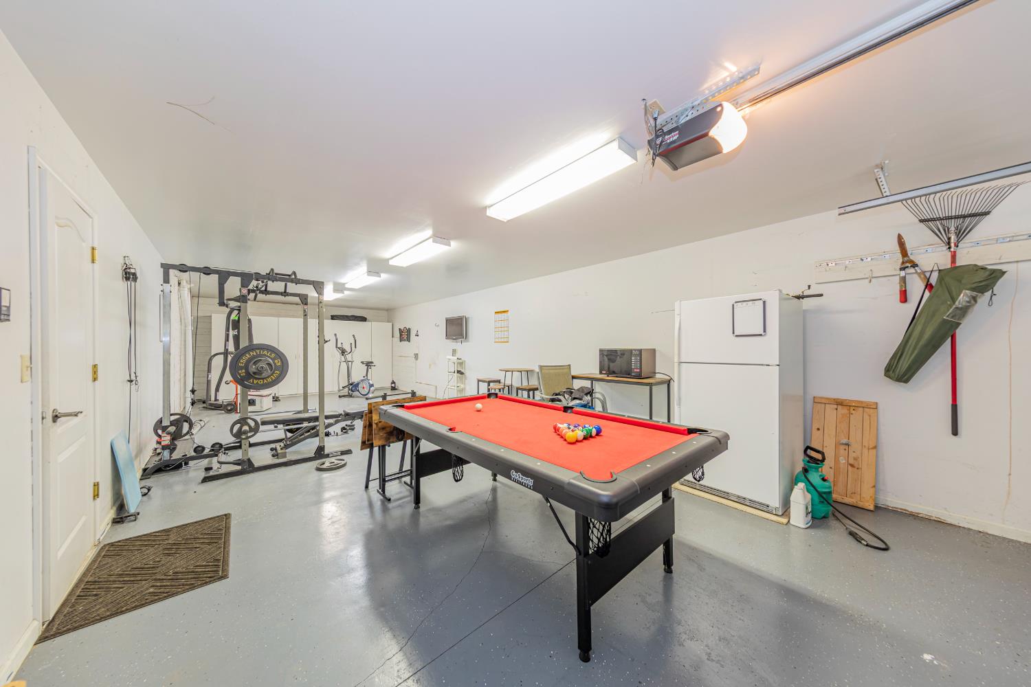 41282 Singing Hills Cir, Ahwahnee, CA 93601