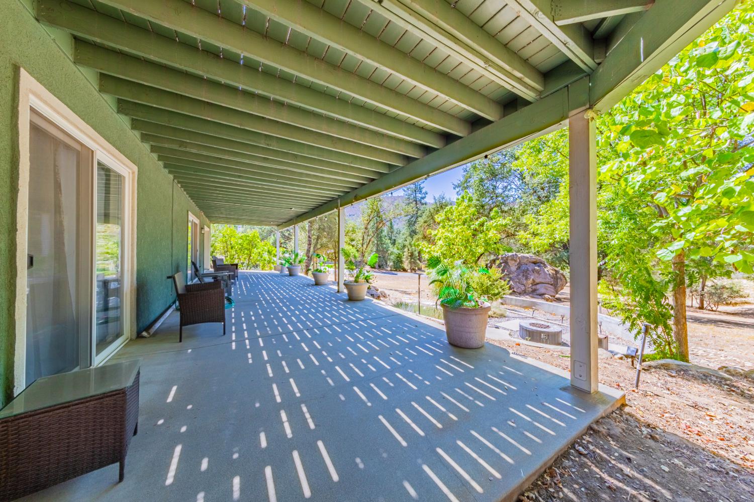 41282 Singing Hills Cir, Ahwahnee, CA 93601