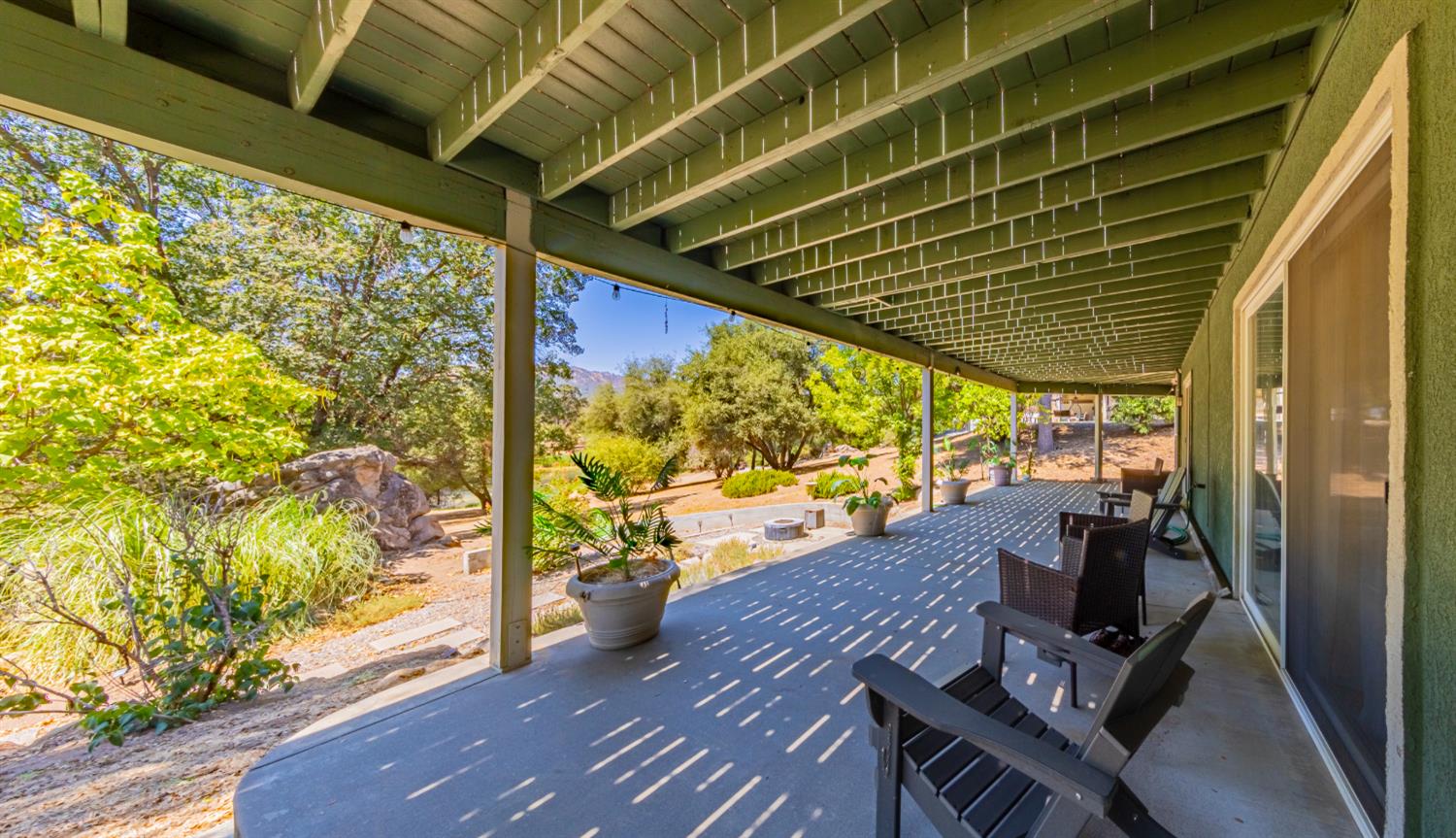 41282 Singing Hills Cir, Ahwahnee, CA 93601