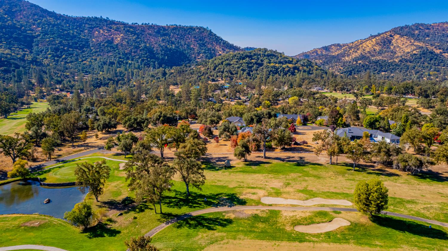 41282 Singing Hills Cir, Ahwahnee, CA 93601