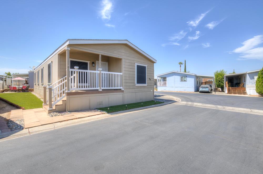 336 E Alluvial Ave #98, Fresno, CA 93720
