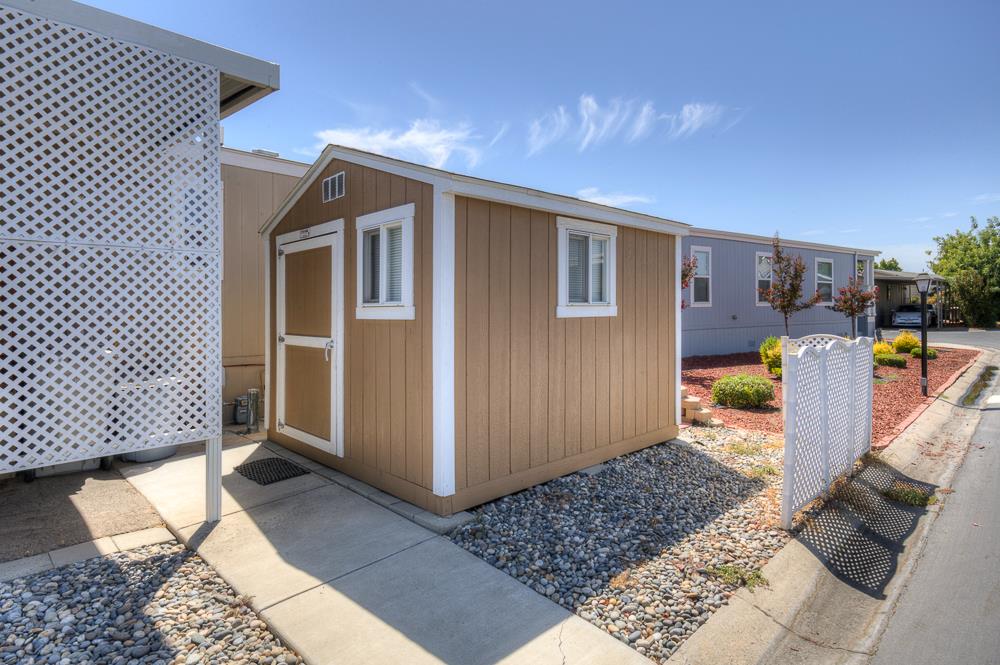 336 E Alluvial Ave #98, Fresno, CA 93720