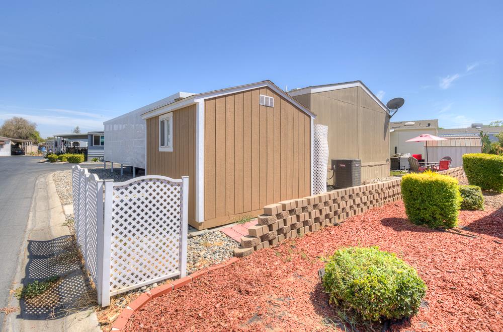 336 E Alluvial Ave #98, Fresno, CA 93720