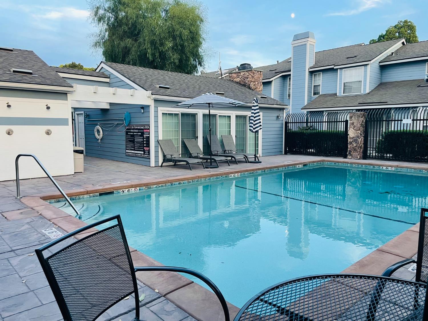 1472 Mayflower Way, Clovis, CA 93612