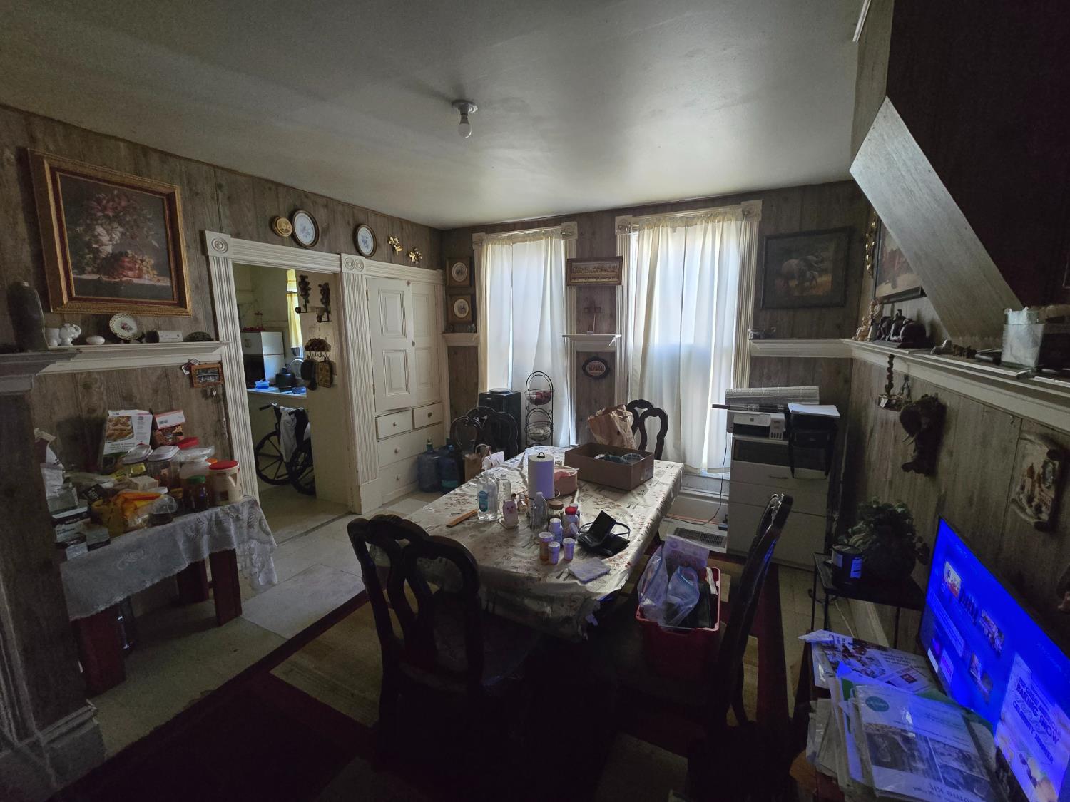 409 N D St, Madera, CA 93638