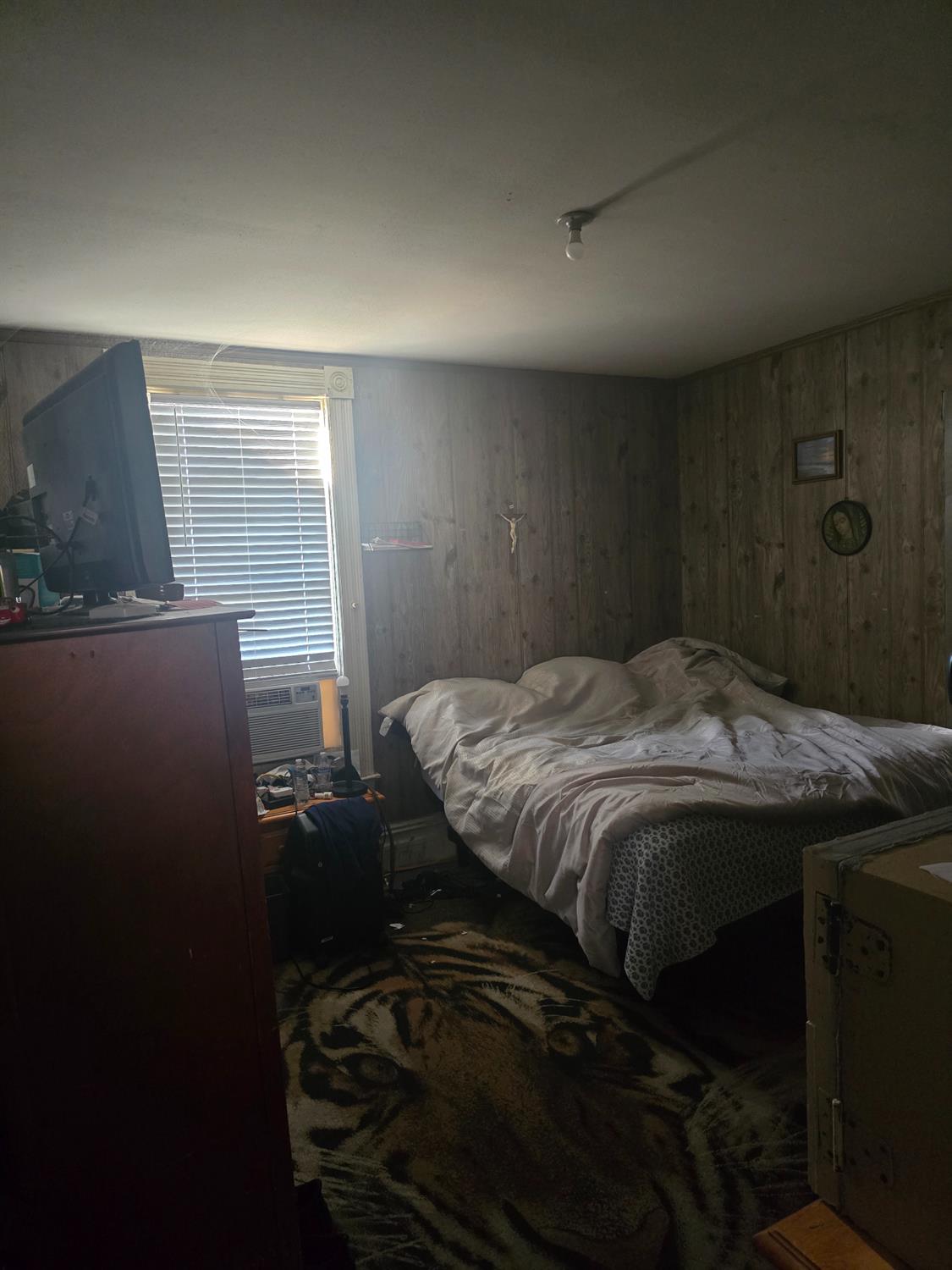 409 N D St, Madera, CA 93638