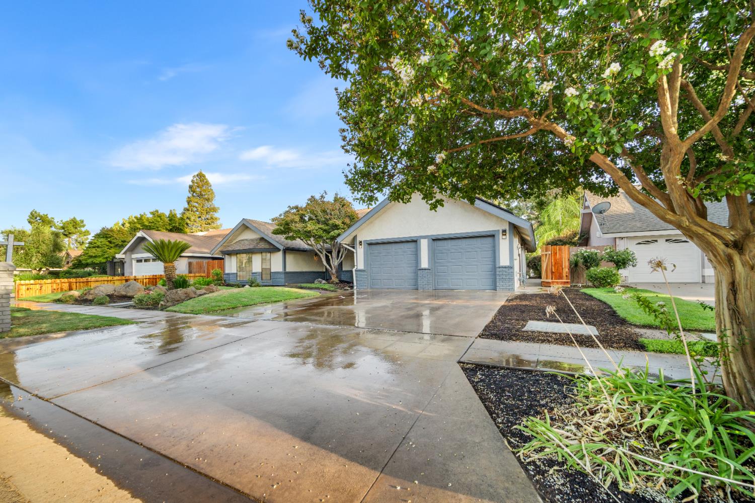 167 W Quincy Ave, Fresno, CA 93711