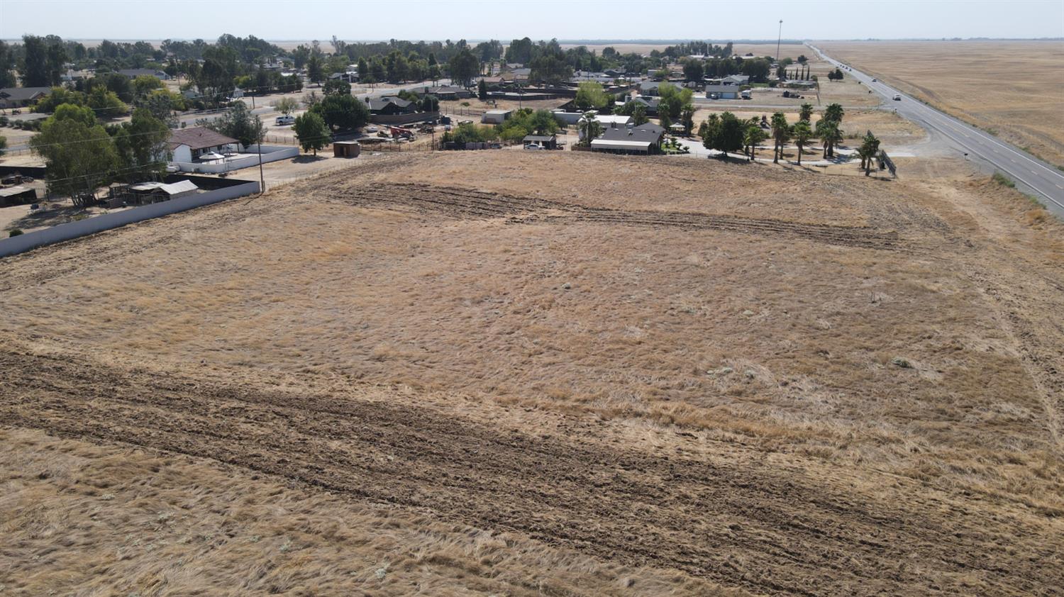 1 Hwy 145, Madera, CA 93636