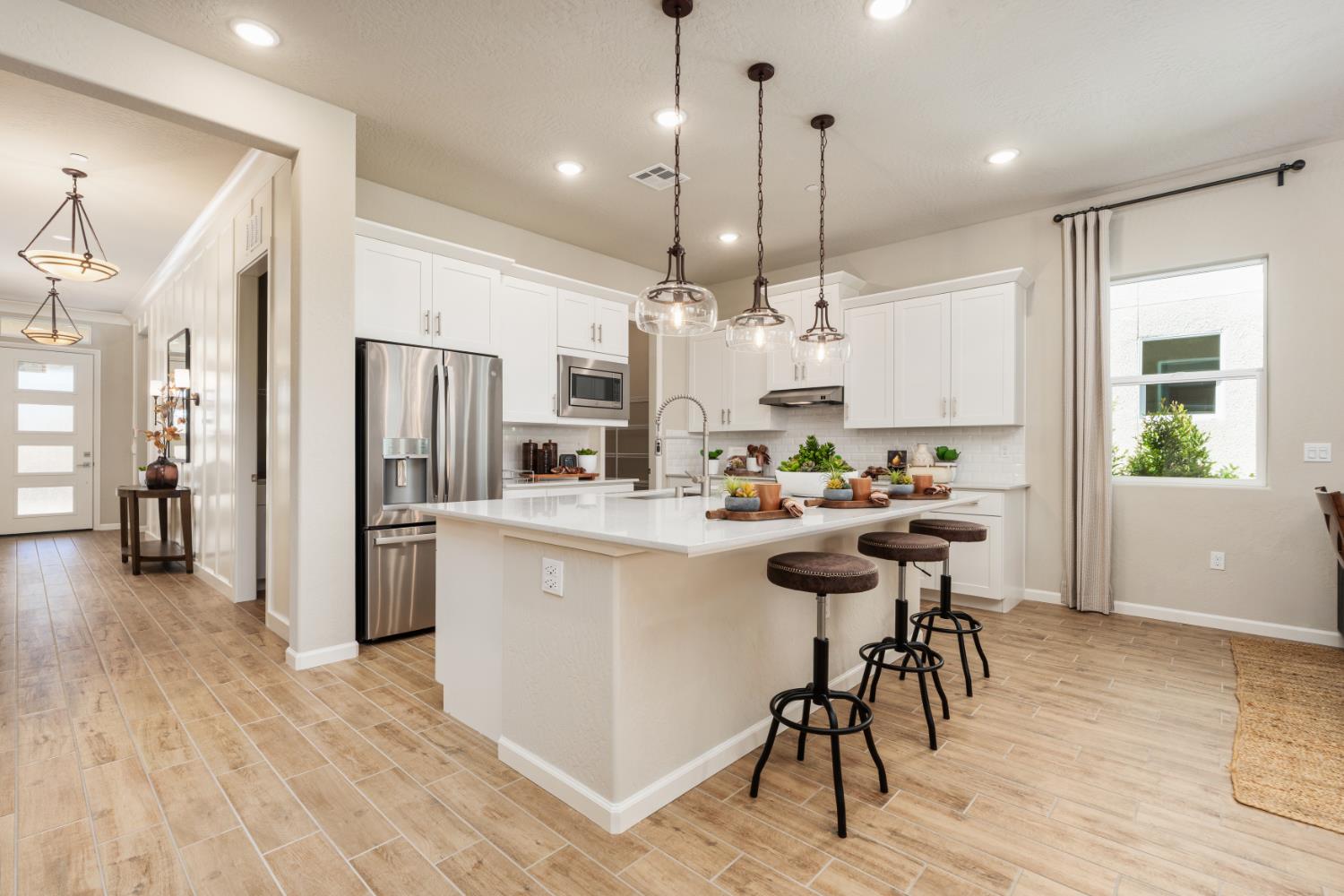 739 Solar Ln, Clovis, CA 93619