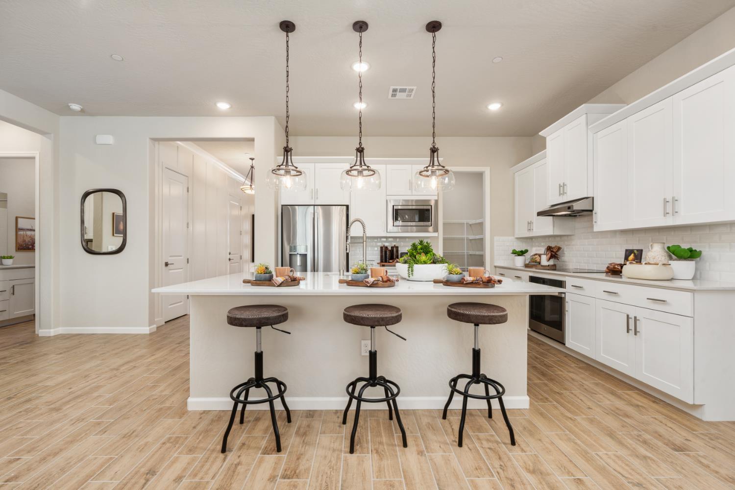 675 Solar Ln, Clovis, CA 93619