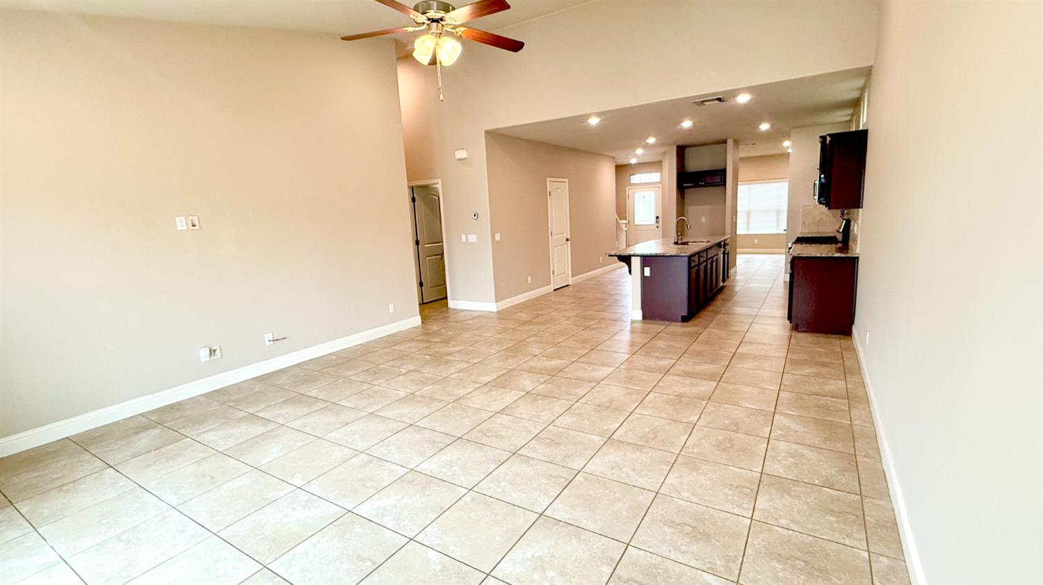 2315 N Elm, Visalia, CA 93291