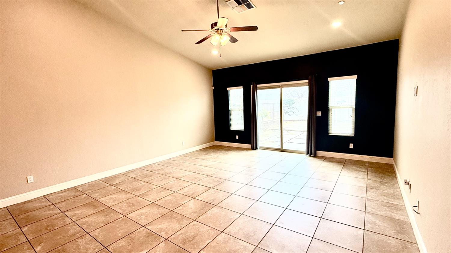 2315 N Elm, Visalia, CA 93291