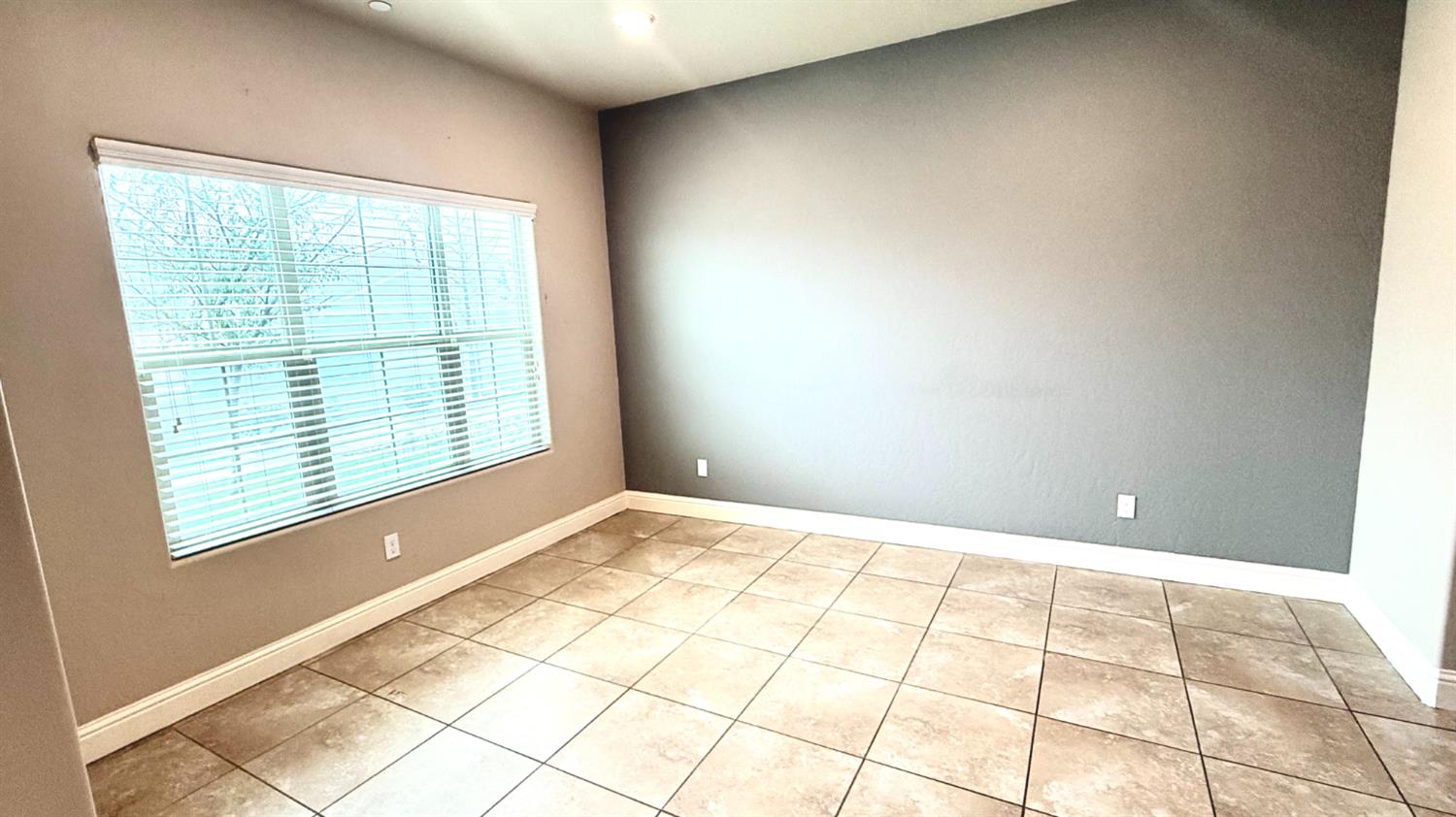 2315 N Elm, Visalia, CA 93291
