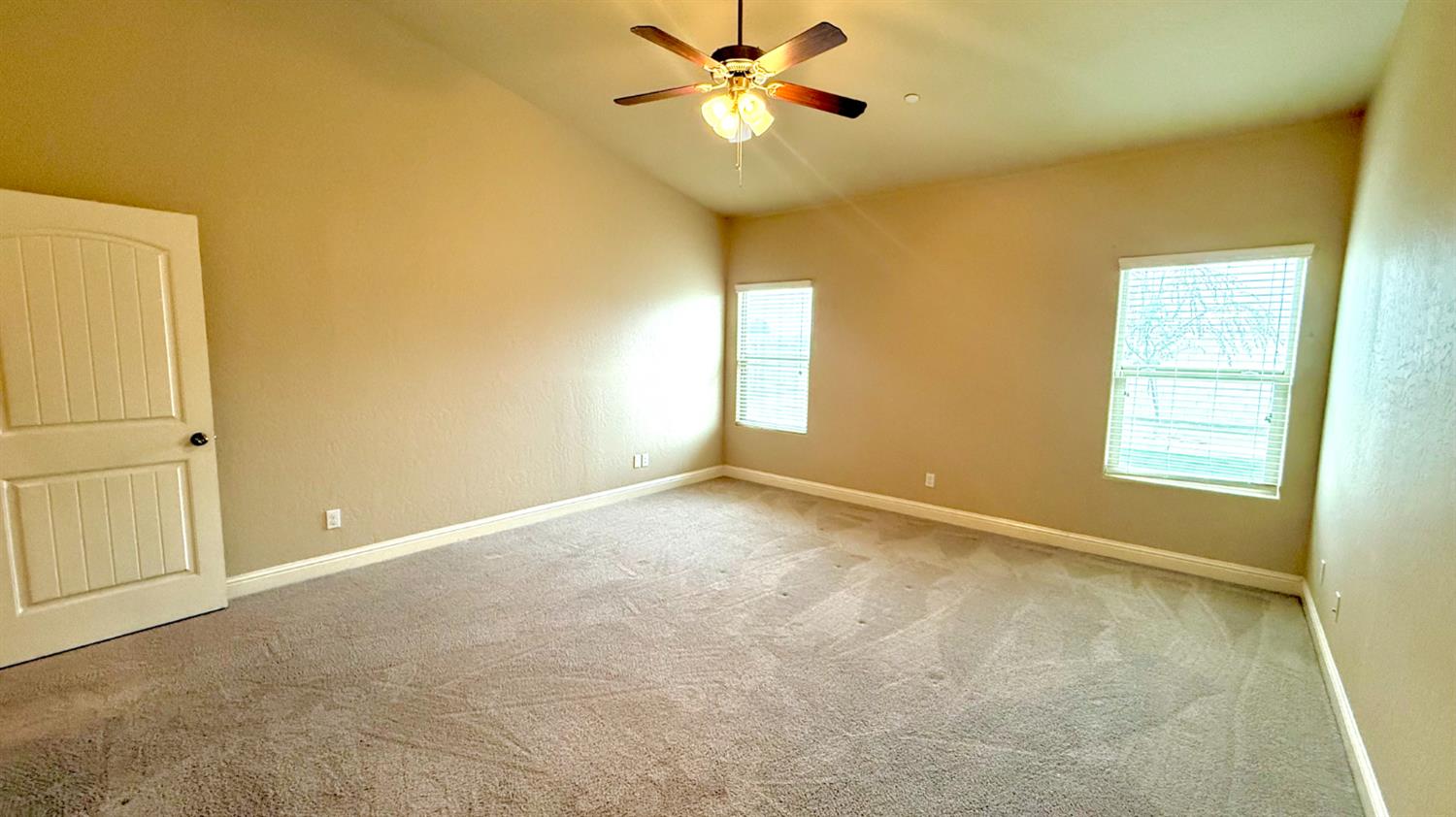 2315 N Elm, Visalia, CA 93291