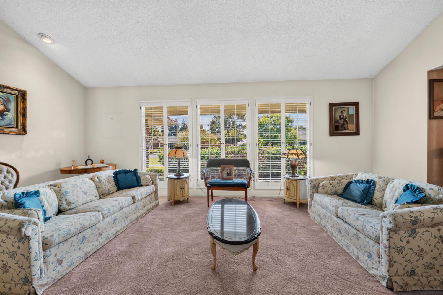 2710 W Palo Alto Ave, Fresno, CA 93711