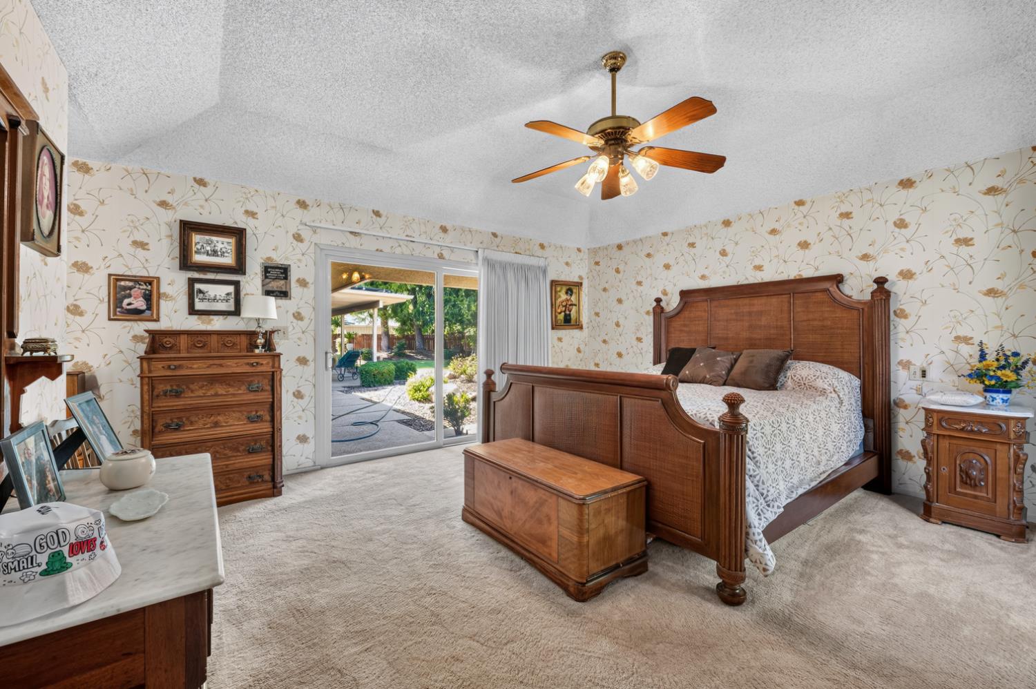 2710 W Palo Alto Ave, Fresno, CA 93711