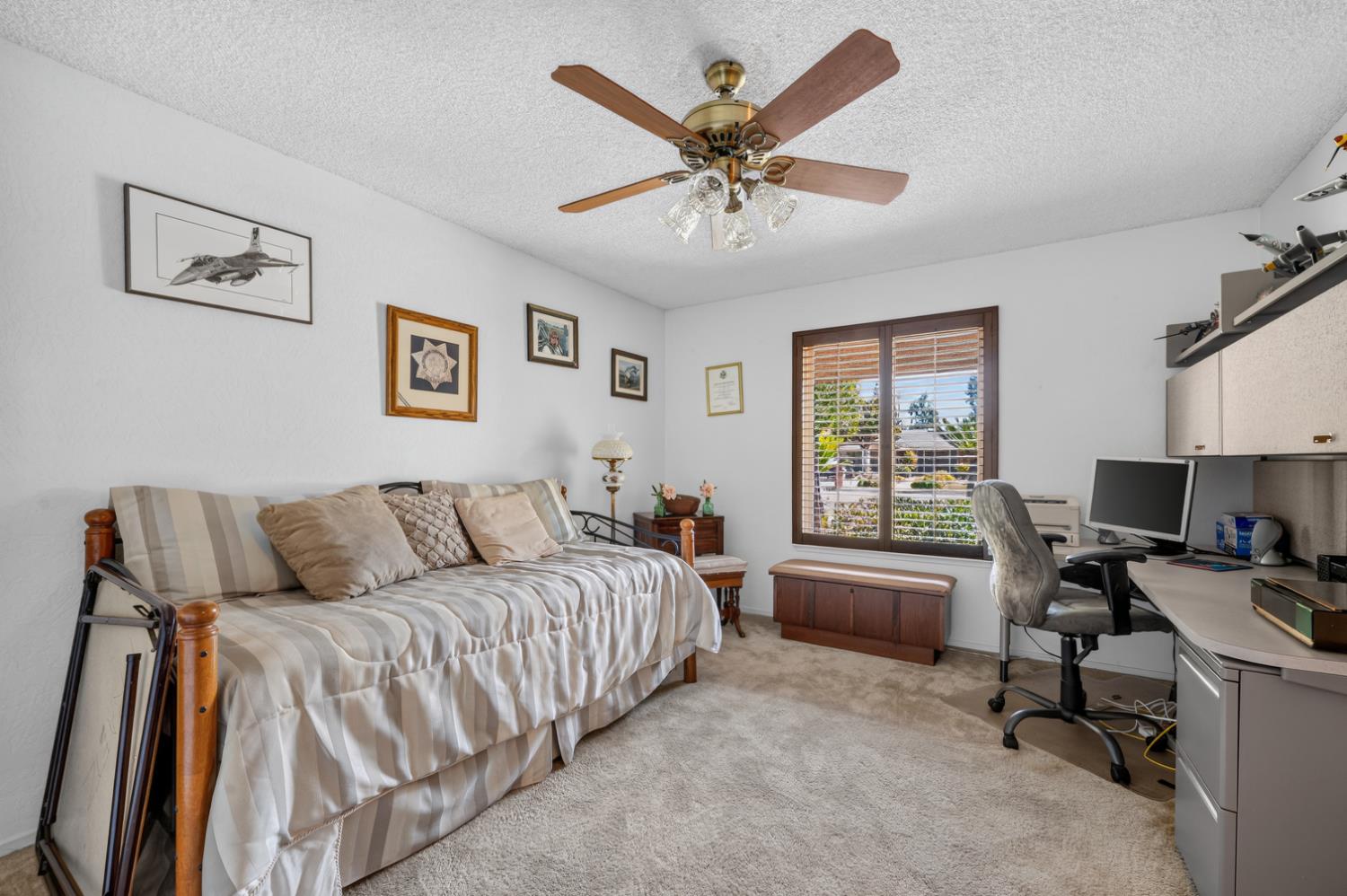 2710 W Palo Alto Ave, Fresno, CA 93711