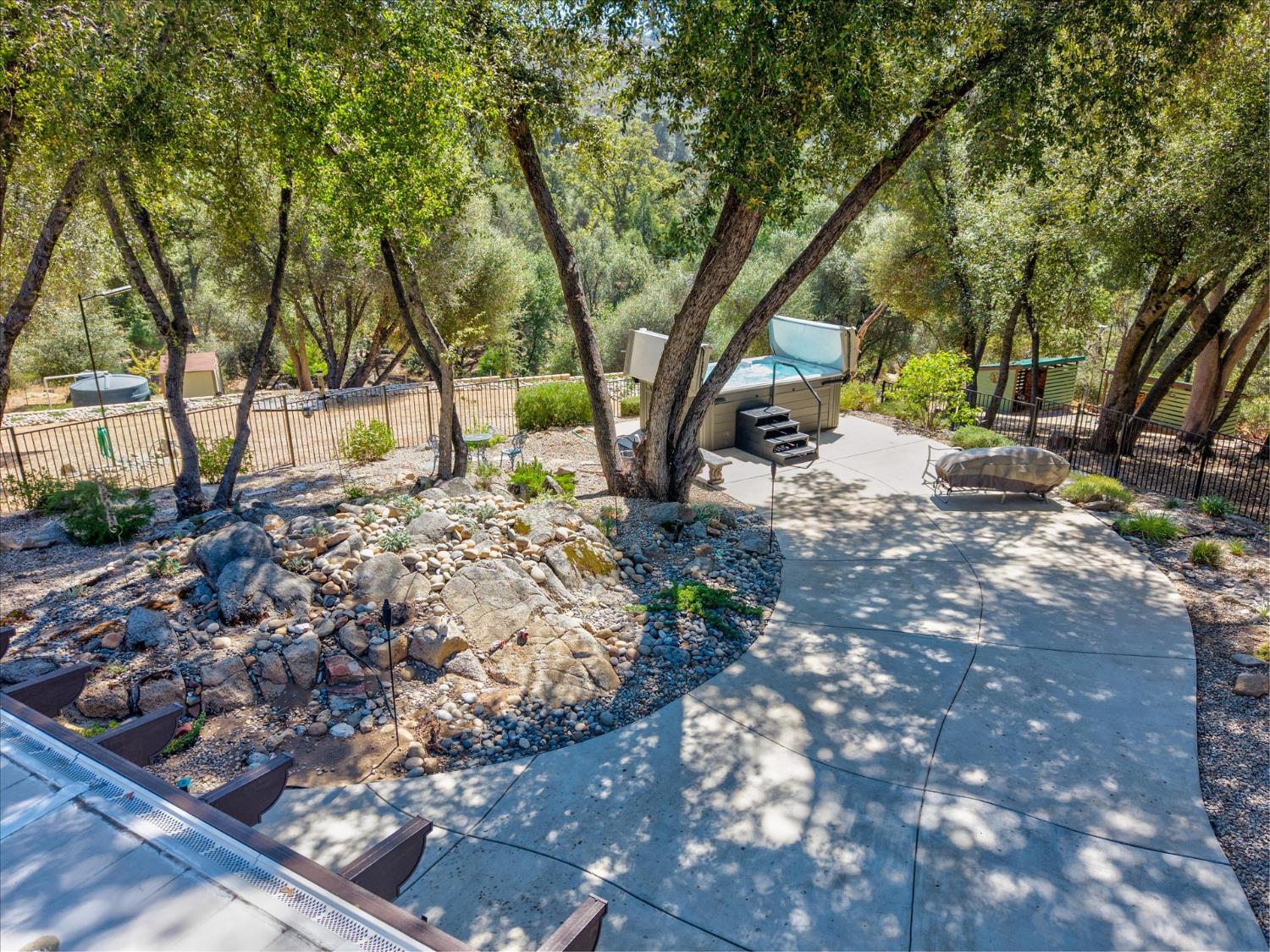 51951 Quail Ridge Rd, Oakhurst, CA 93644