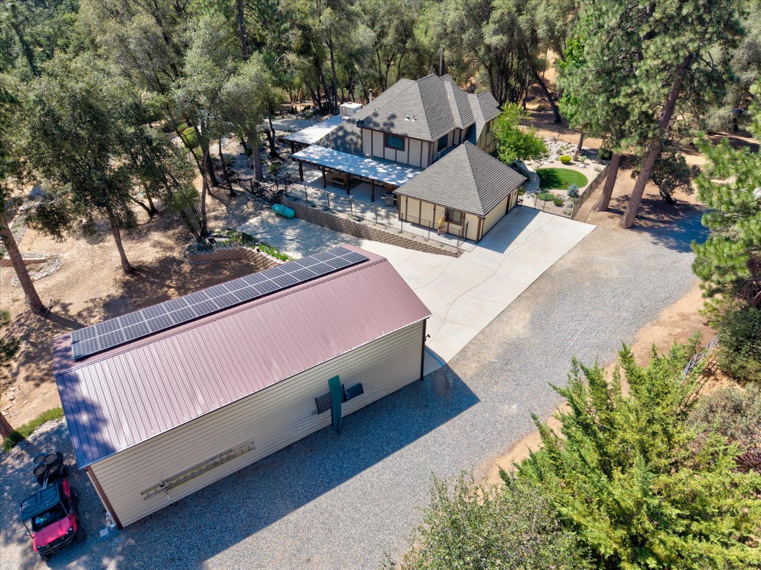 51951 Quail Ridge Rd, Oakhurst, CA 93644