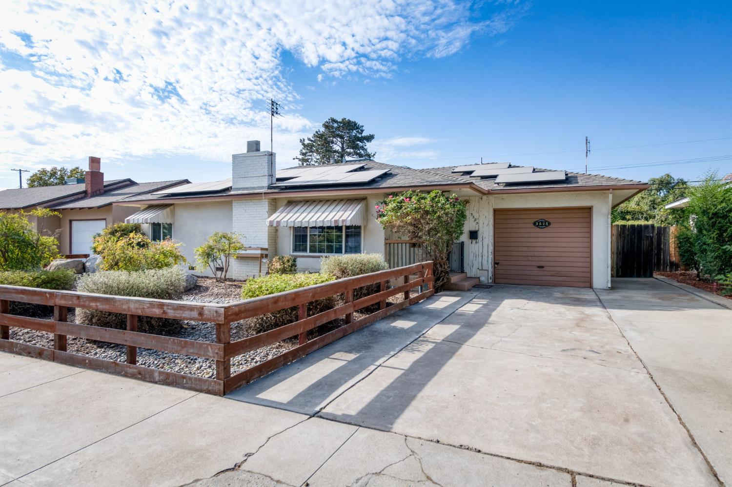 3525 E Princeton Ave, Fresno, CA 93703