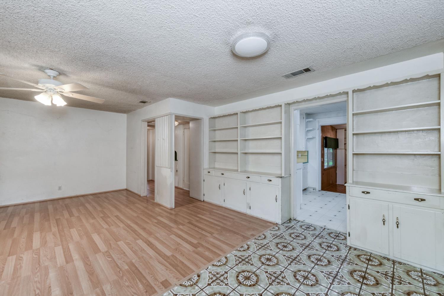 3525 E Princeton Ave, Fresno, CA 93703