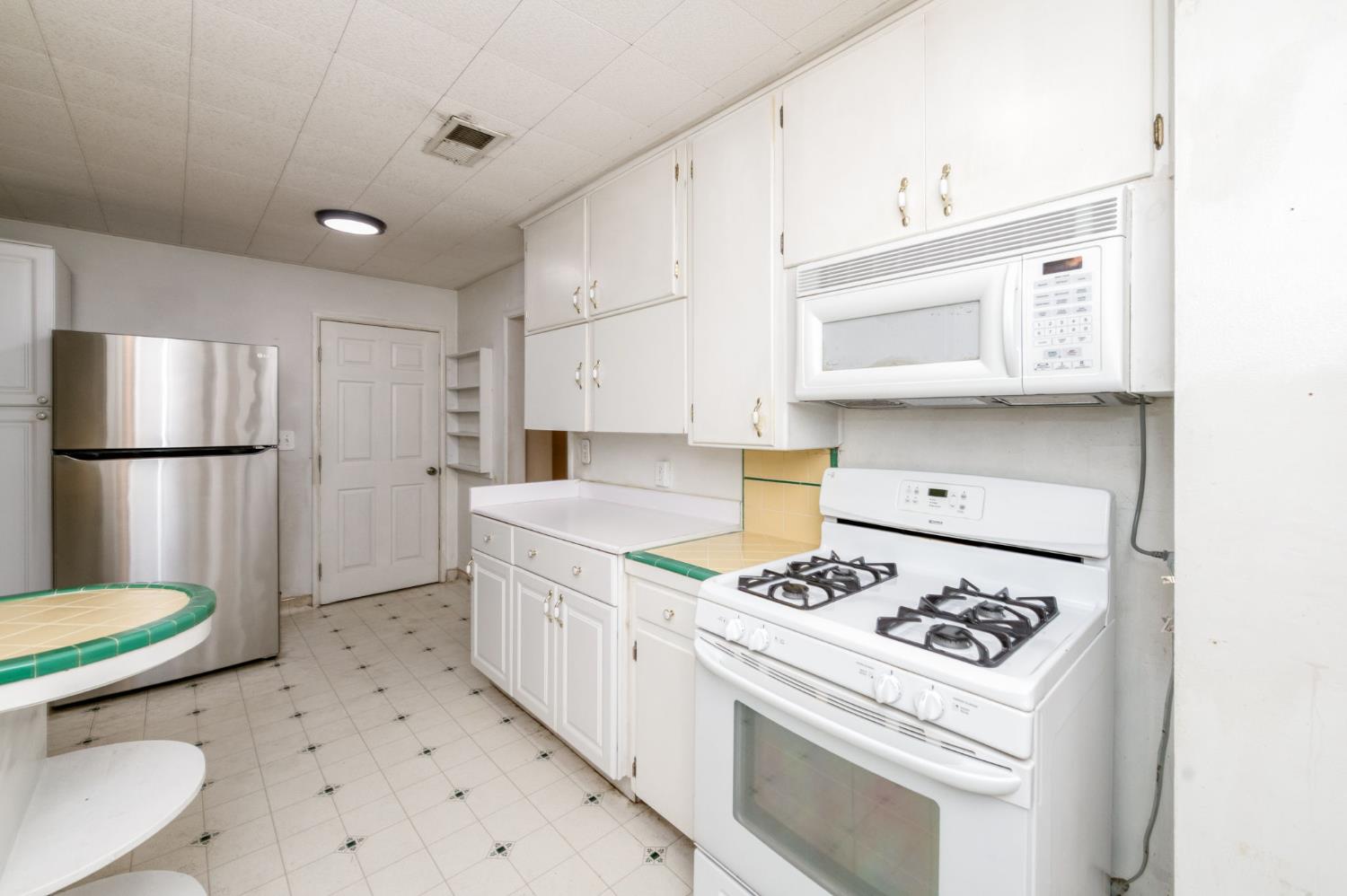 3525 E Princeton Ave, Fresno, CA 93703