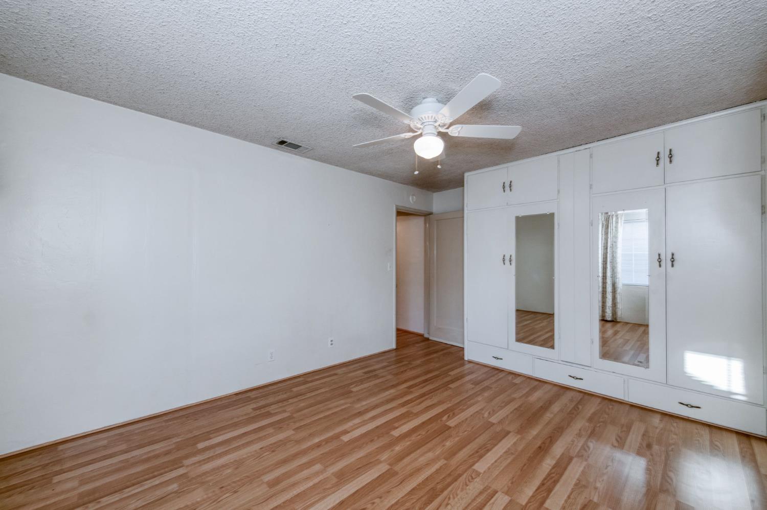 3525 E Princeton Ave, Fresno, CA 93703