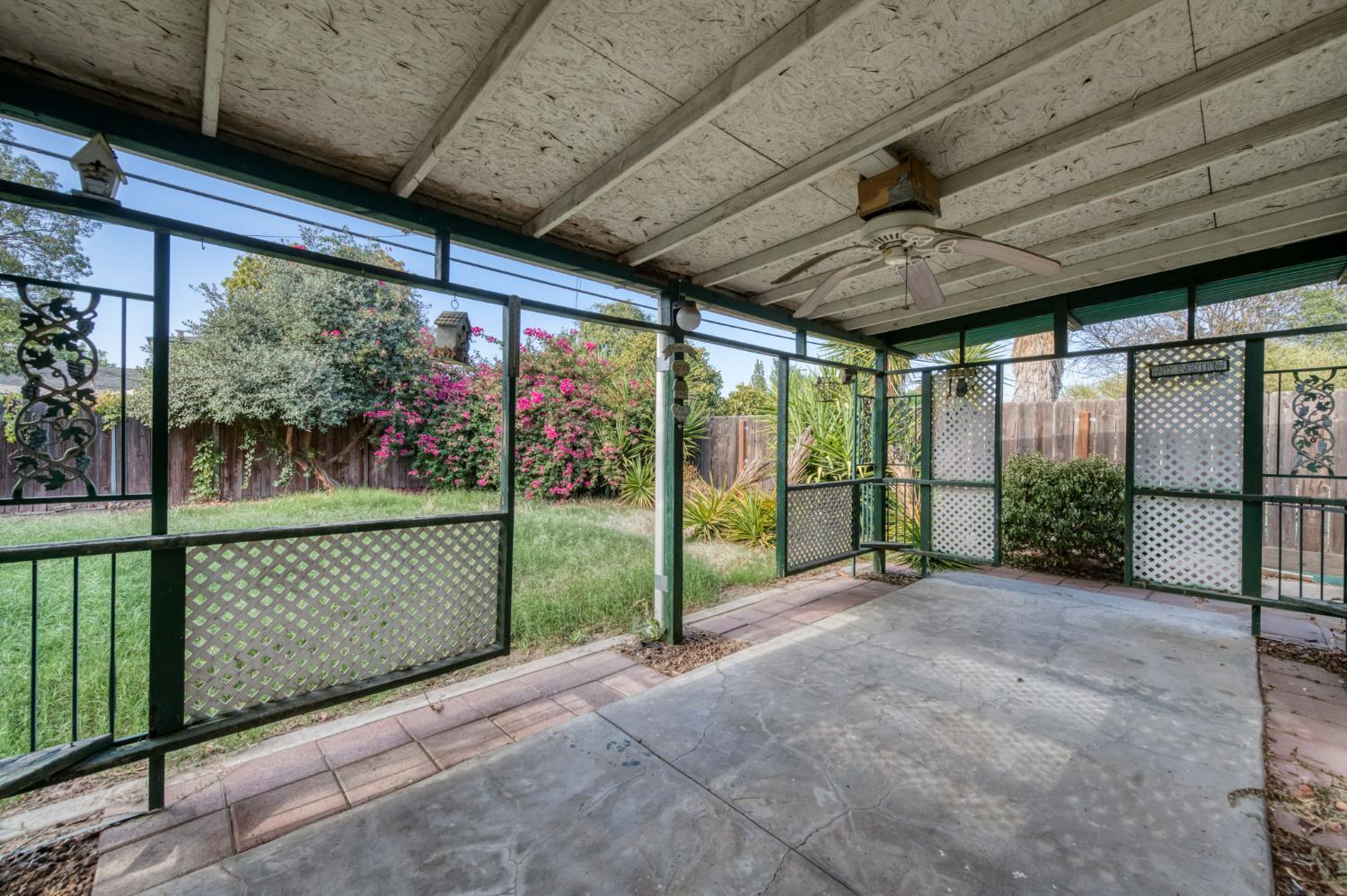 3525 E Princeton Ave, Fresno, CA 93703
