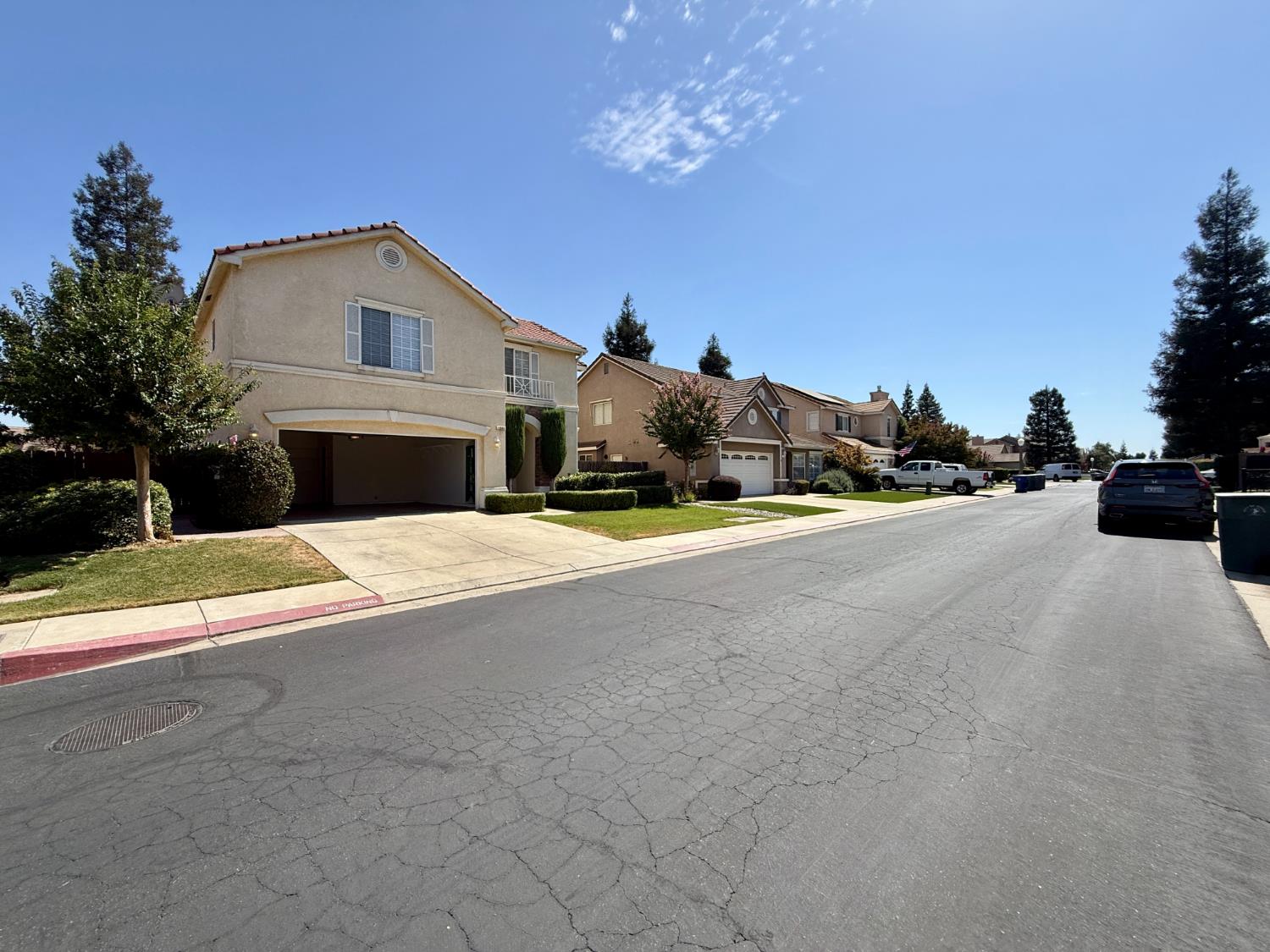 1940 Lawrence Ave, Clovis, CA 93611