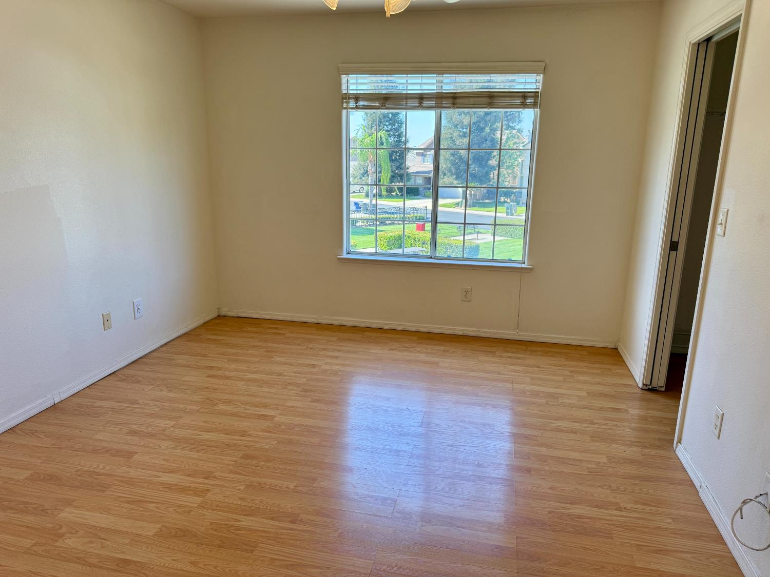 1940 Lawrence Ave, Clovis, CA 93611