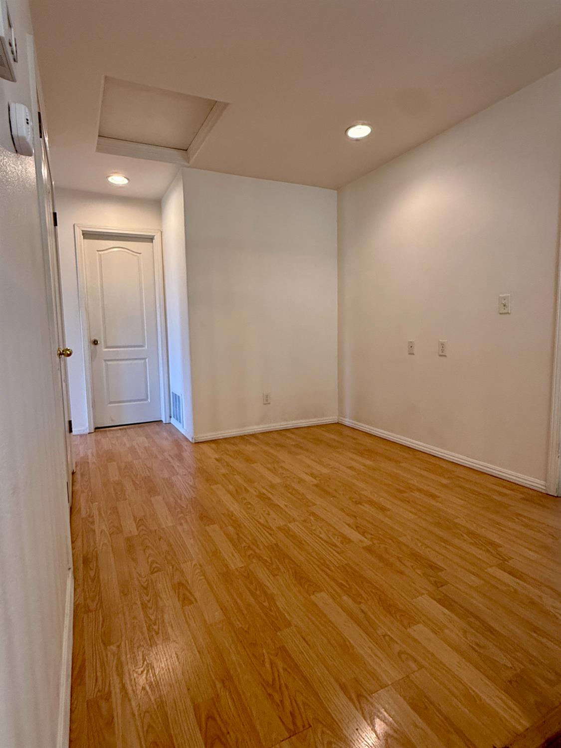1940 Lawrence Ave, Clovis, CA 93611