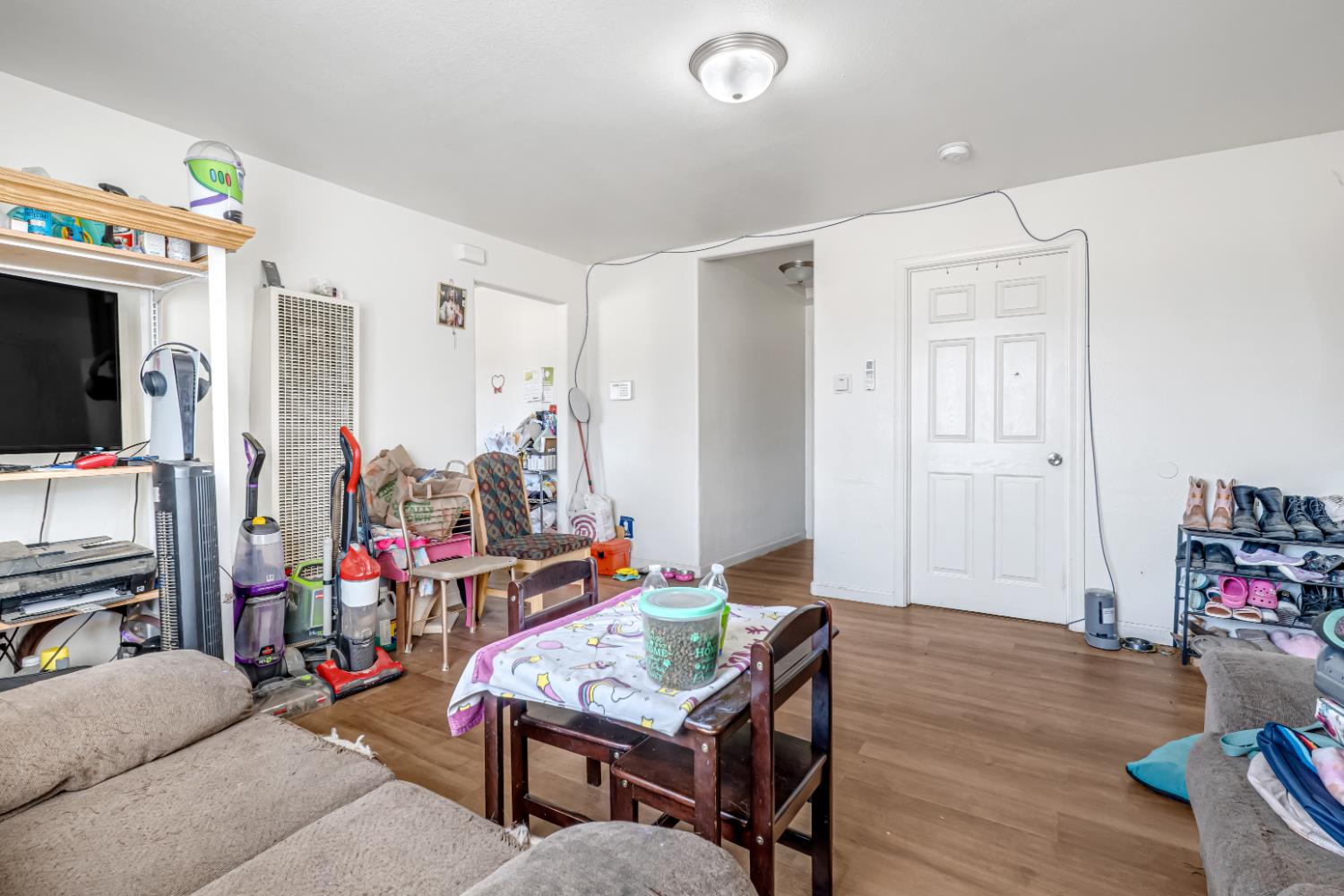 430 S Thorne Ave, Fresno, CA 93706
