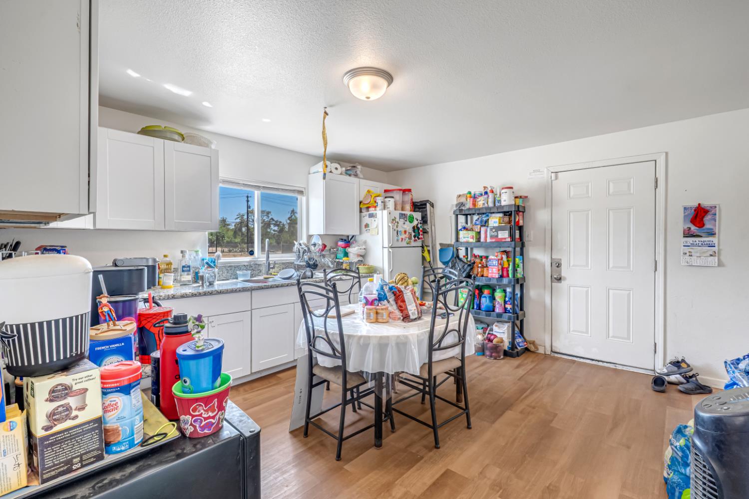 430 S Thorne Ave, Fresno, CA 93706