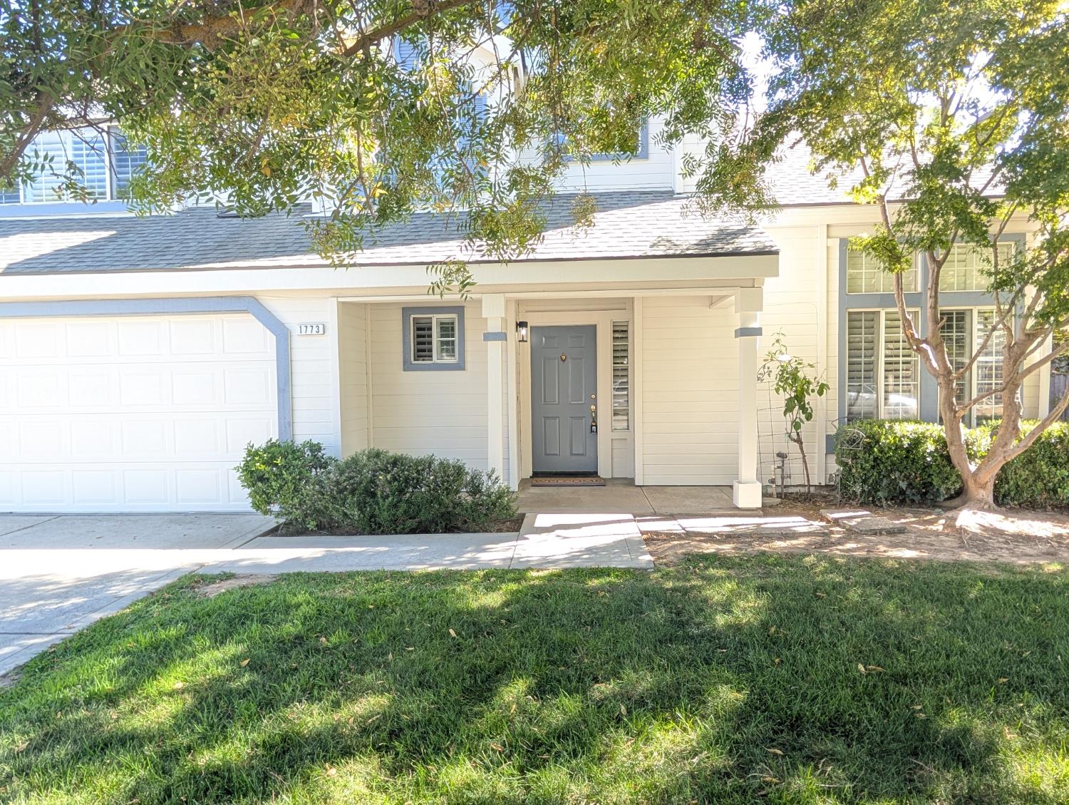 1773 E Goshen Ave, Fresno, CA 93720